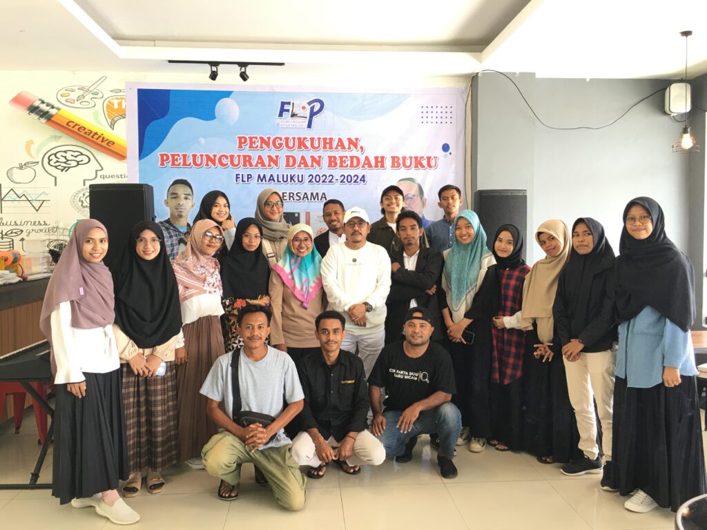 Peluncuran dan bedah buku FLP Wilayah Maluku