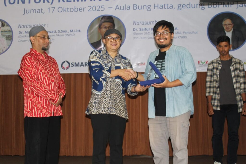 Penyerahan Anugerah Pena FLP 2025