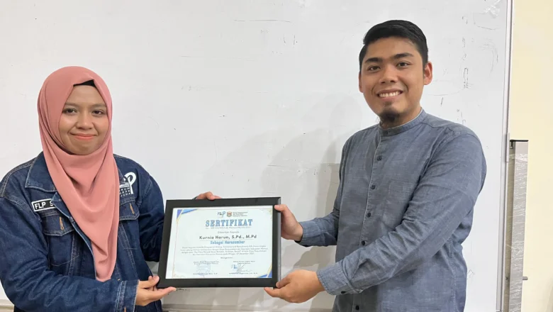 FLP Cabang Mamuju Gelar Program PoWER untuk Tingkatkan Kemampuan Menulis dan Literasi Pemuda