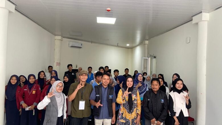 FLP Polman Sukses Lahirkan Kader Penulis Melalui ToWR