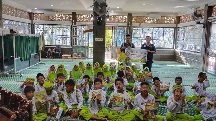 FLP Padang Tumbuhkan Minat Baca