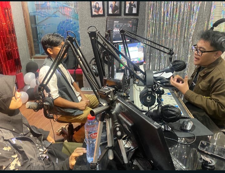 “Tulisan Akan Tetap Abadi”: Pesan Inspiratif FLP Malang dalam Talkshow Radio
