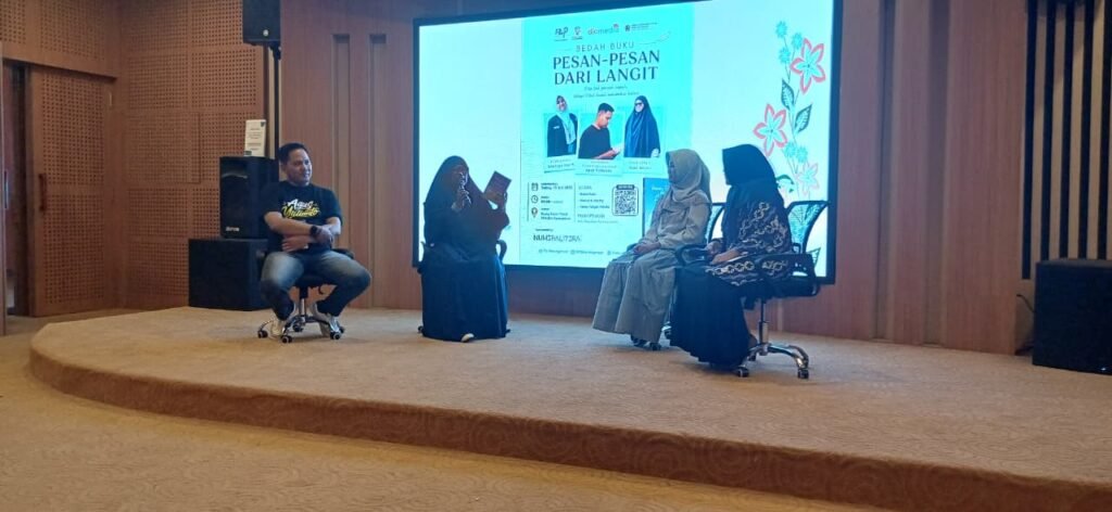Bedah Buku FLP Karanganyar: Menyalakan Harapan, Menjemput Ribuan Pesan