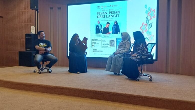 Bedah Buku FLP Karanganyar: Menyalakan Harapan, Menjemput Ribuan Pesan