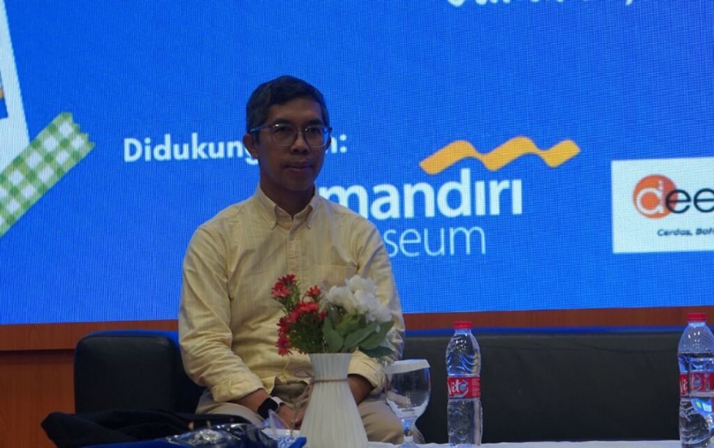 Semarak Bulan Bahasa, FLP Jakarta Hadirkan Penulis ‘Negeri 5 Menara’
