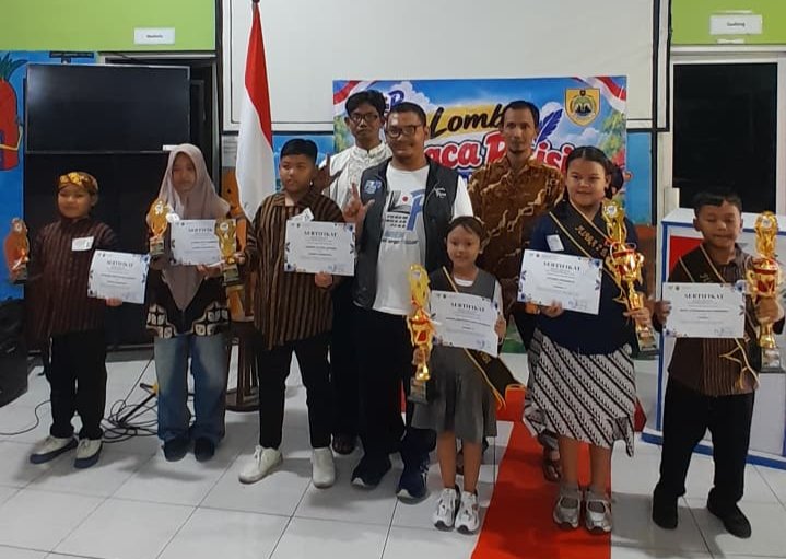Kenalkan Literasi Sejak Dini, FLP Sragen Adakan Lomba Baca Puisi Tingkat SD